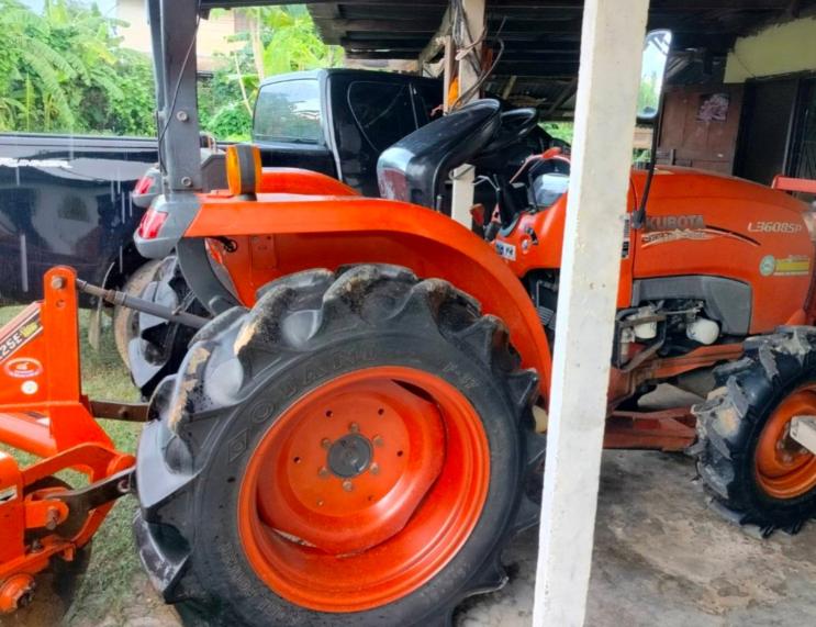 ขาย KUBOTA L3608SP ปี 58 6