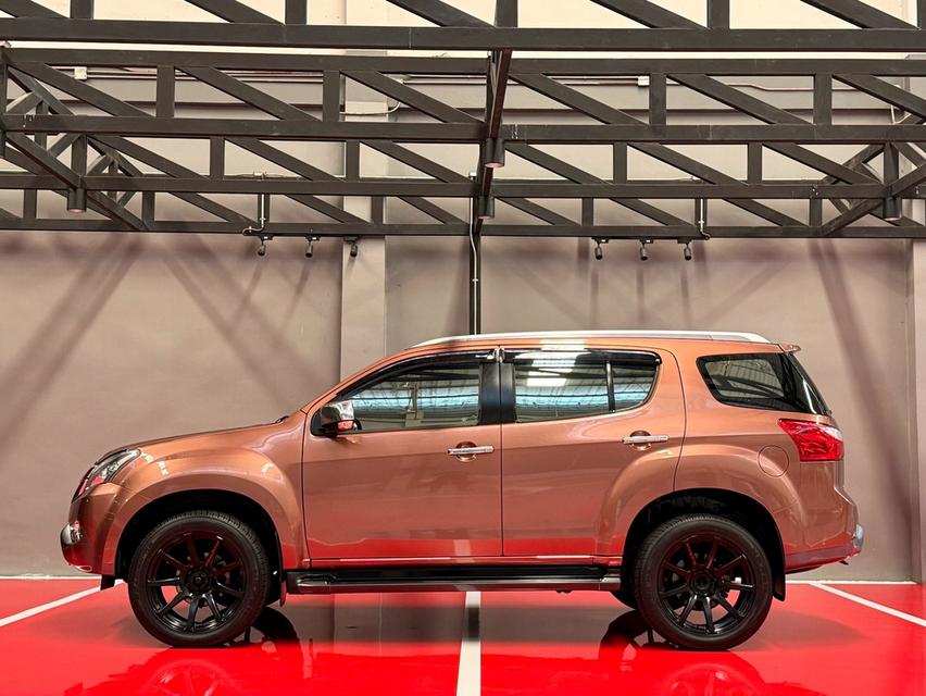 2015 ISUZU MUX 3.0 4WD รถสภาพสมบูรณ์ พร้อมใช้งาน วิ่งน้อยเพียง 14X,XXX กม ประวัติศูนย์ครบ รถไม่เคยมีอุบัติเหตุครับ