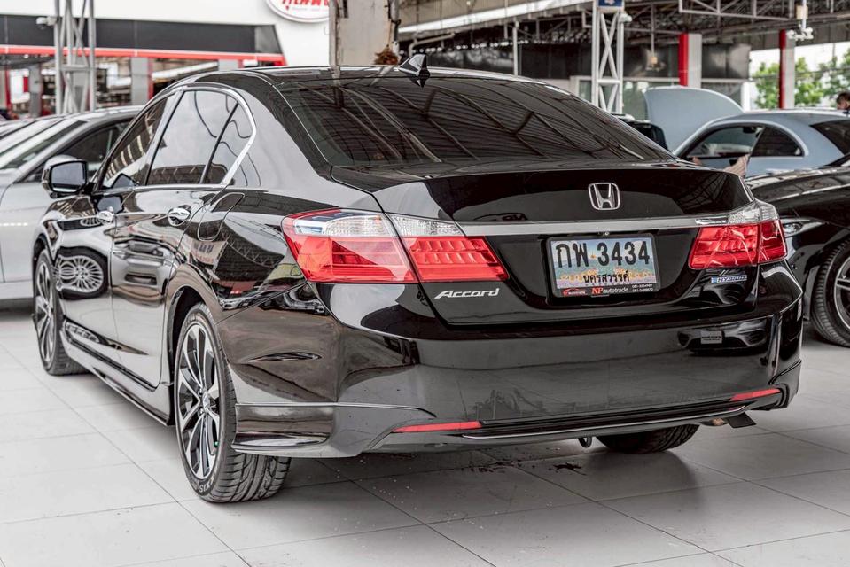 รหัสรถ NP3434 HONDA ACCORD 2.0 HYBRID TECH 2016 12