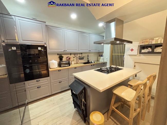 ขายบ้านเดี่ยวหลังมุม บิวท์อินทั้งหลัง มบ.พิมนารา ศรีนครินทร์-บางนา 62.6ตร.ว. 4นอน 3ห้องน้ำ มีห้องเมด+ห้องน้ำแยกเป็นสัดส่วน ราคา 11.5 ล้าน 16