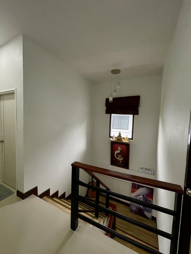 บ้านเดี่ยว 2 ชั้น 3 ห้องนอน 3 ห้องนอน 70 ตร.ว. พื้นที่ใช้สร้อย 180 ตร.ม. เมืองเชียงราย ห่างเซนทรัล 3 กม. แอร์ทุกห้อง เครื่องทำน้ำอุ่น ประตูรีโมท 19