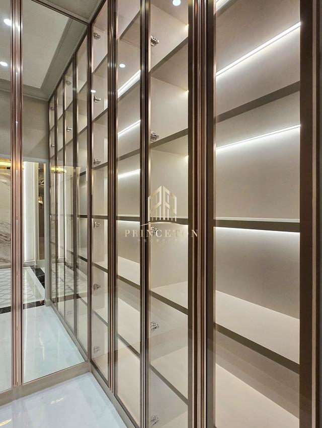 NARASIRI Krungthep Kreetha Super Luxury Residence on a Prime Location 8