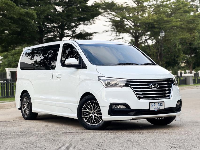 รหัสรถ AVA283 Hyundai H1 Limited III ปี 2019 รุ่นพิเศษ มี Sunroof โฉม Minorchange 