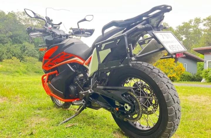 2022 KTM Adventure 790 4