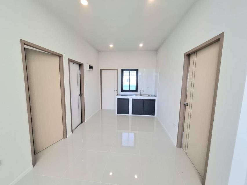 🏡 บ้านเดี่ยวชั้นเดียวสไตล์นอร์ดิก ทำเลเด่น ใกล้ตลาด บ้านนอกโครงการ พร้อมหลังคาโรงรถ 10