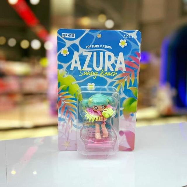 AZURA Sunny Beach Figure