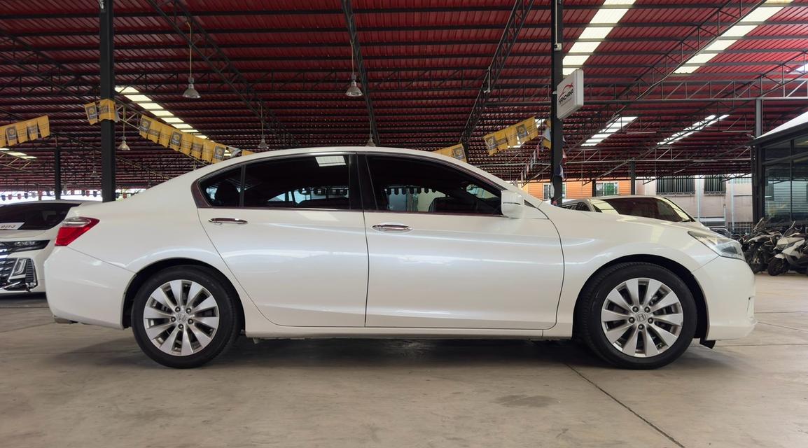 HONDA ACCORD 2.0 EL ปี 2015 รูปที่ 5