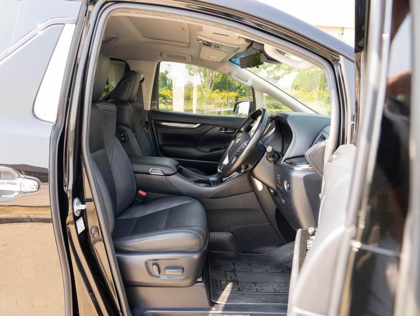 รหัสรถ 12AT8714 TOYOTA ALPHARD 2.5 SC Package | ปี : 2020 18