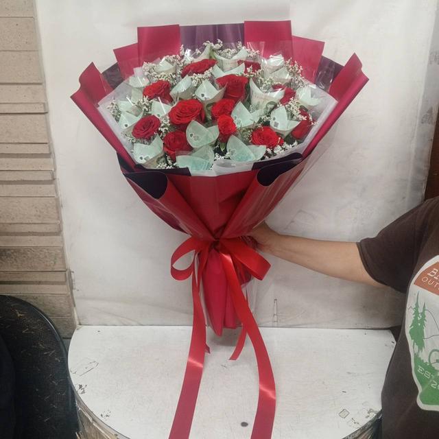 ช่อเงินพร้อมดอกไม้สด จัดส่งฟรี ส่งได้ที่ ประเวศ ลาดพร้าว นวมินทร์ โชคชัย4 ถนนรัชดาภิเษก สามเสนใน ห้วยขวาง อินทรามระ สุทธสาร สะพานควาย สนามเป้า จตุจักร รูปที่ 12