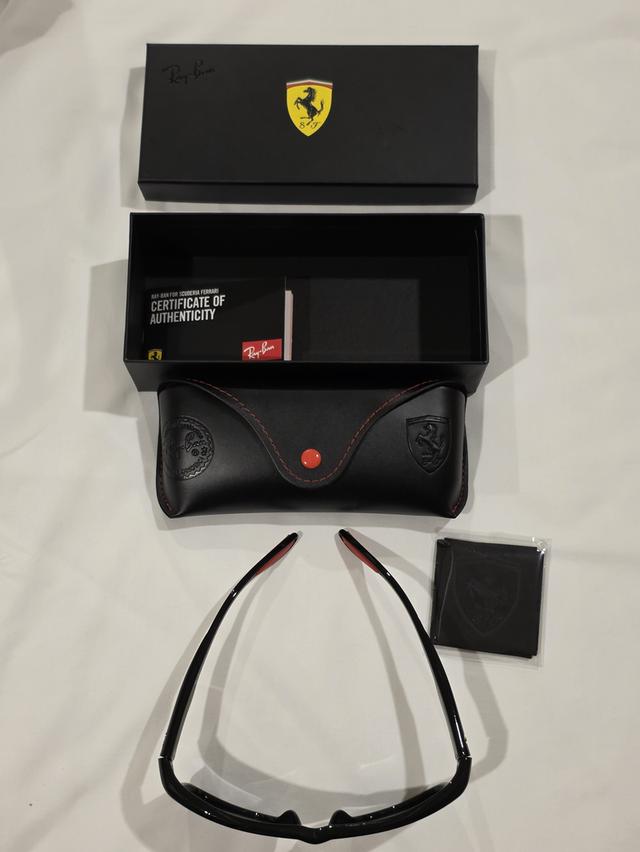 แว่นตา Rayban x Ferrari เลแบน เฟอร์รารี่ สวยเดิมๆสภาพใหม่ๆ อย่างดีพร้อมกล่องขาย ตามสภาพ ครับ รูปที่ 15