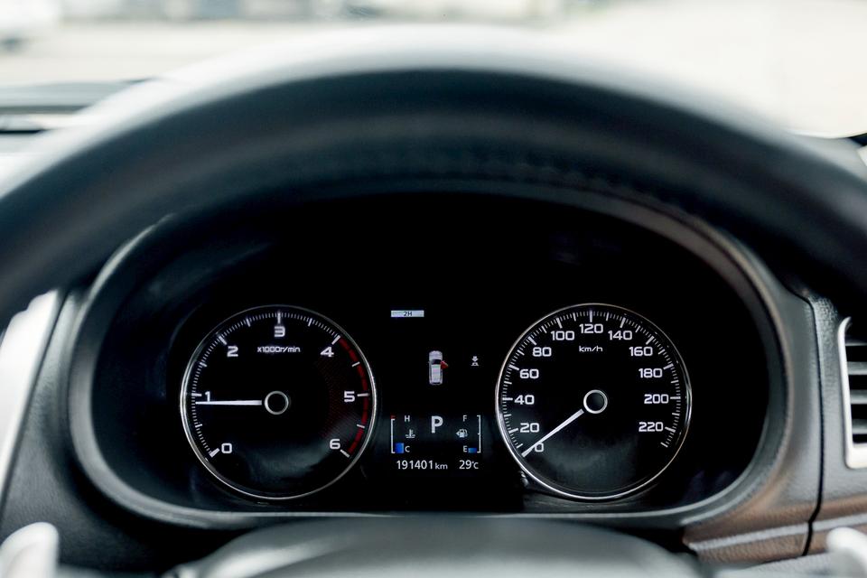 Mitsubishi Pajero 2.4GT 4wd ปี19 10