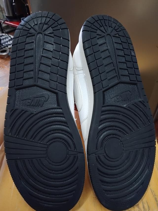 NIKE JORDAN EUR 43/27.5สวยไม่มีตำหนิ350ค่าส่ง50 รูปที่ 5