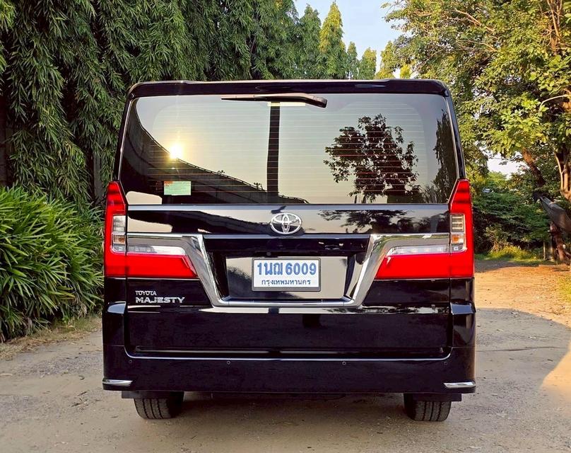 รหัสรถ PAT6009 Toyota Majesty 2.8 Premium ปี 2020 สีดำ