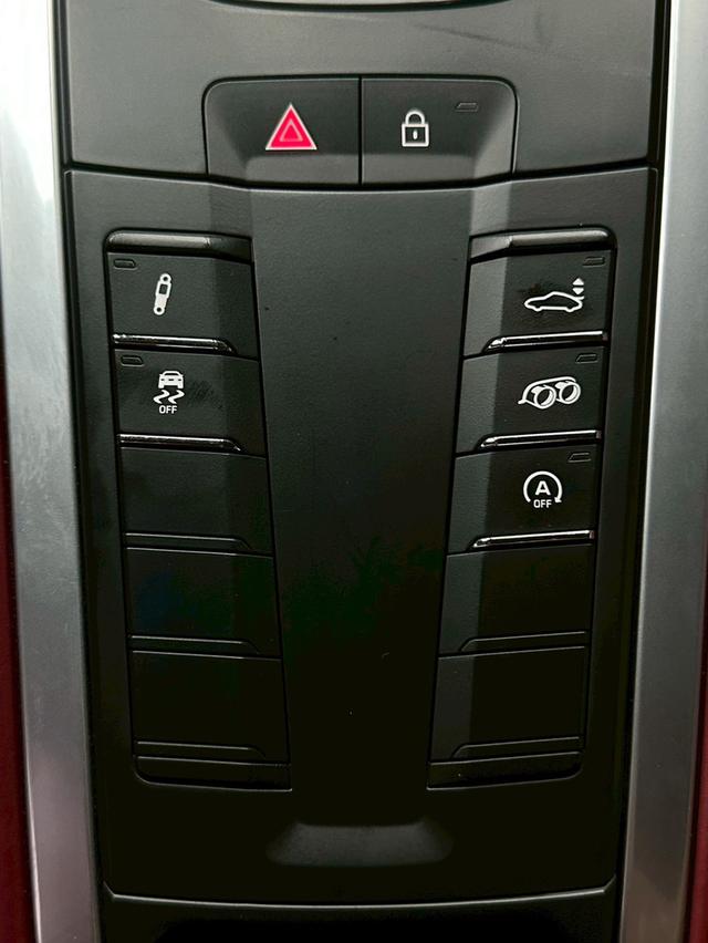 Porsche 718 Cayman 2.0 9