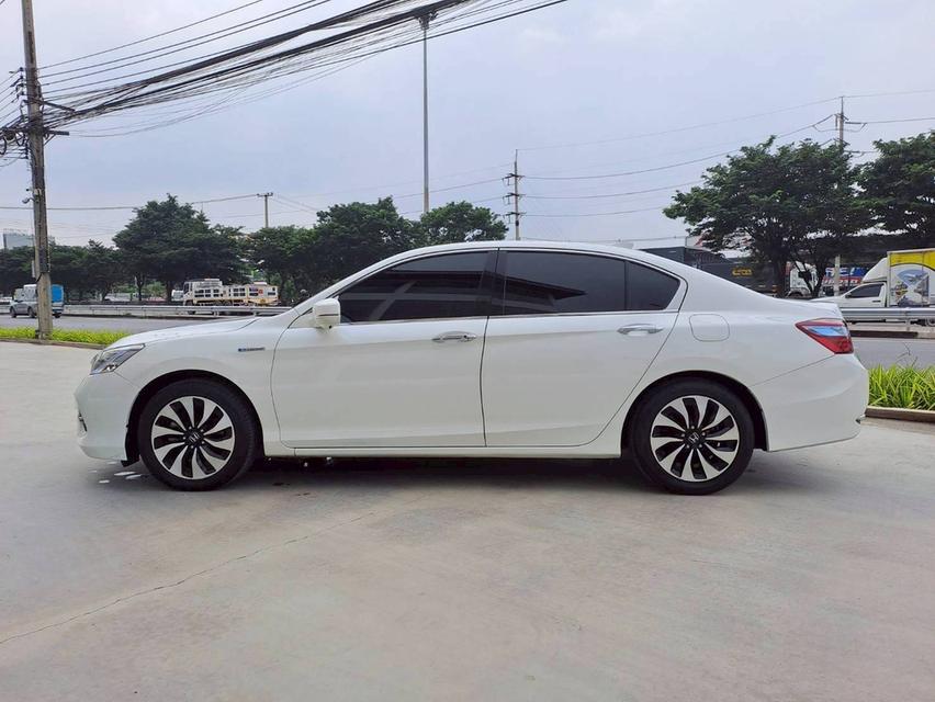 HONDA ACCORD 2.0 HYBRID ปี2016 5
