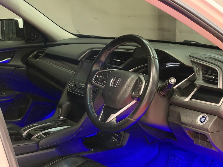 2021 HONDA CIVIC FC 1.8 EL MINORCHANGE รถมือเดียวออกป้ายแดง รถวิ่งน้อย เข้าศูนย์ทุกระยะครับ รูปที่ 10