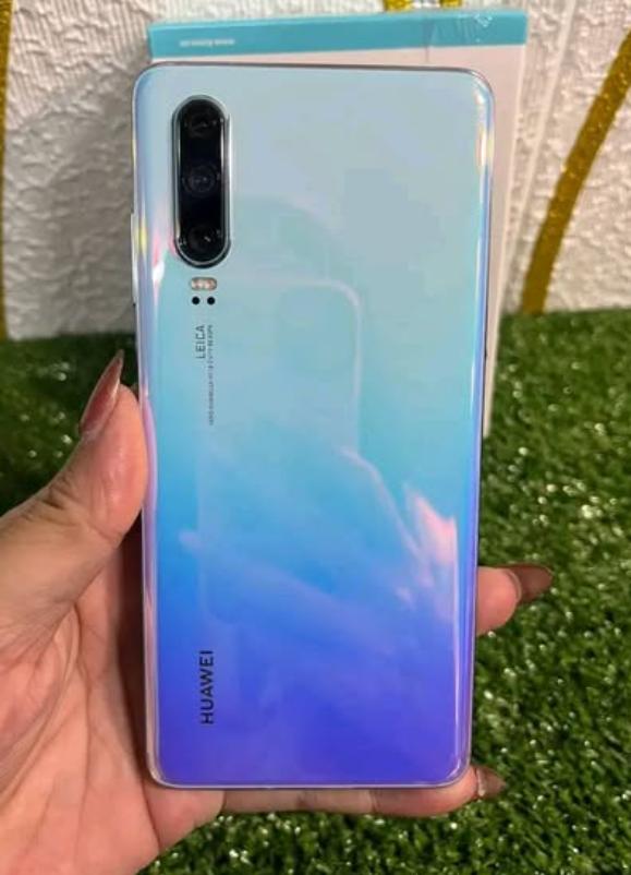 ขาย Huawei P30 สภาพดีมาก