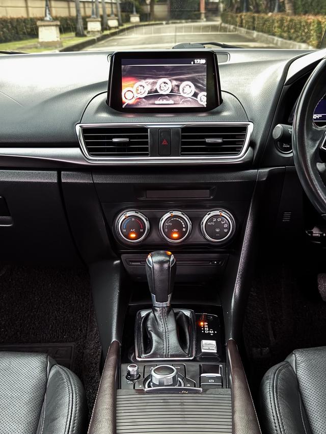 รหัสรถ AVA6332 🦀 Mazda3 Sport Sedan 2.0 Skyactive 2.0 S  ปี 2017 14