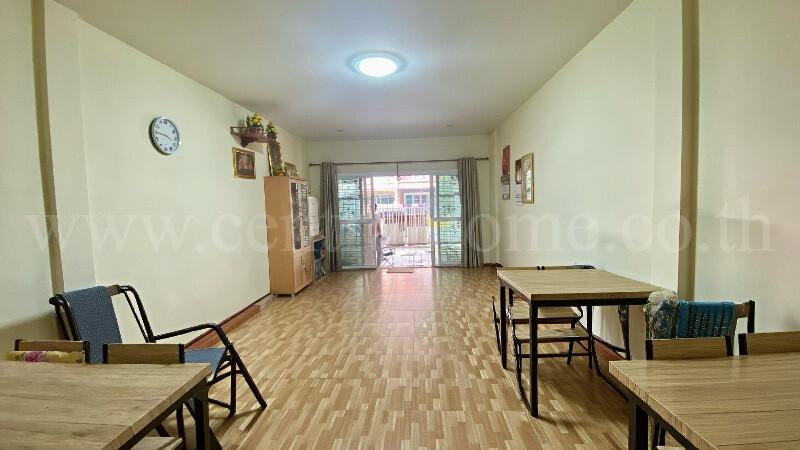 ทาวน์เฮ้าส์ บีเค ลัคกี้โฮม 3 อุทัย-โรจนะ ต่อเติมครบ พร้อมอยู่ 3