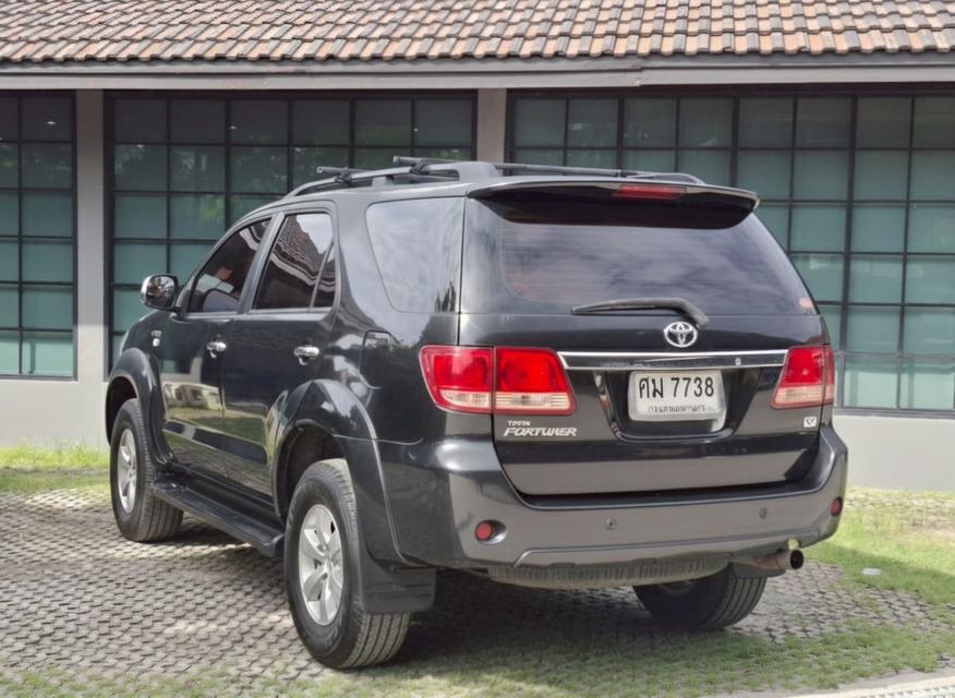 รหัสรถ KN7738 TOYOTA FORTUNER 2.7 V ปี05 LPG