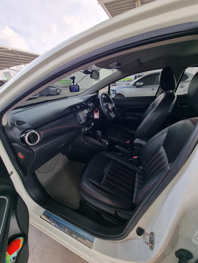 Nissan Almera VL ปี 2021 วิ่งน้อย10,000 โล ไม่เคยชน เข้าศูนย์ทุก 6 เดือน เจ้าของขายเอง 2