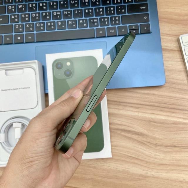 iphone 13 สีเขียวเหนี่ยวทรัพย์