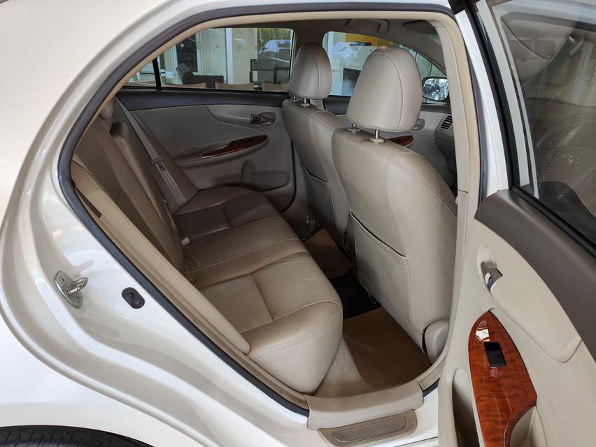 Toyota Corolla Altis 2.0 G AT  12