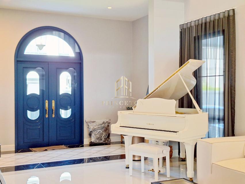 Luxury House Narasiri Krungthep Kreetha 4
