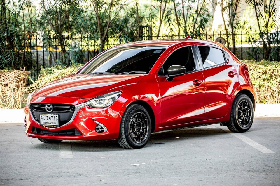 Mazda 2 1.5 XD Highplus Led Sport ดีเซล MNC รุ่นท๊อป ปี 2017