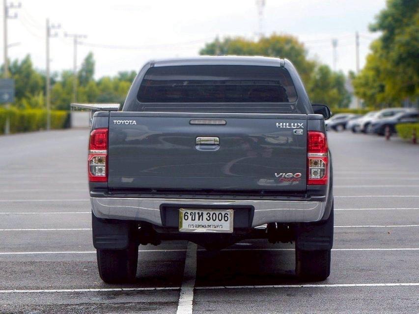 รหัสรถ QT3006 Toyota Vigo 2.5 E Prerunner Double Cab เกียร์ Auto VN Turbo สีเทา ปี2013 11