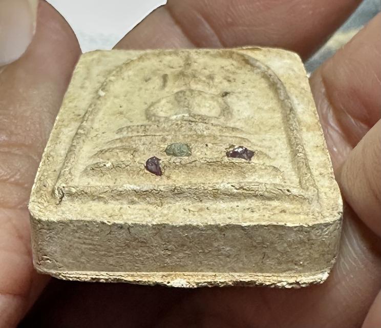 พระสมเด็จพิมพ์ก้างปลา ฝังแร่หลังจาร ไม่ทราบที่