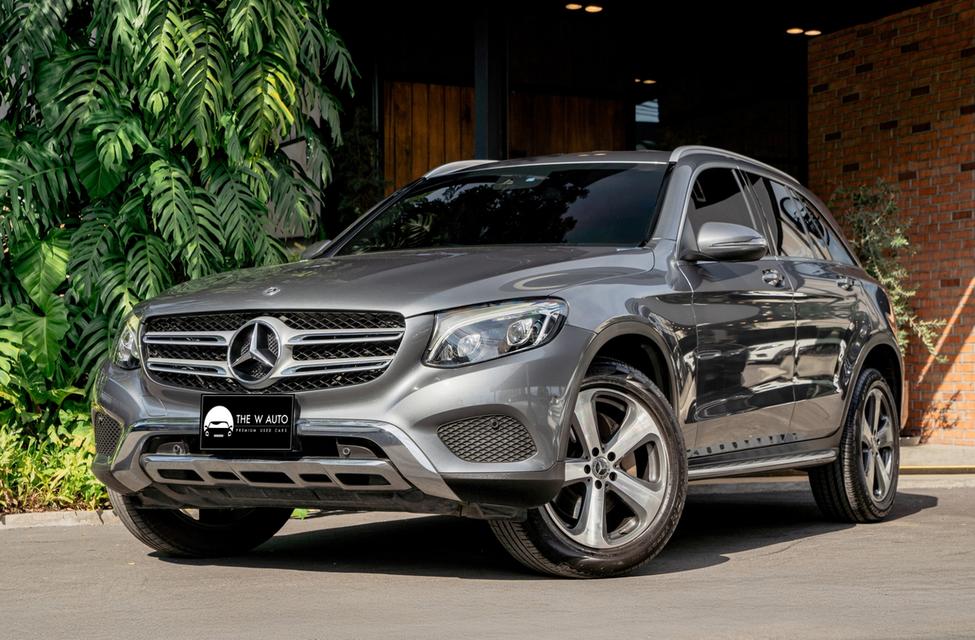 Mercedes-Benz GLC250d 4MATIC Off Road ปี 2018 📌พร้อมจอง! 𝐁𝐞𝐧𝐳 𝐆𝐋𝐂𝟐𝟓𝟎𝐝 ดีเซลสีพิเศษ สวยระดับ AAA+ ✨