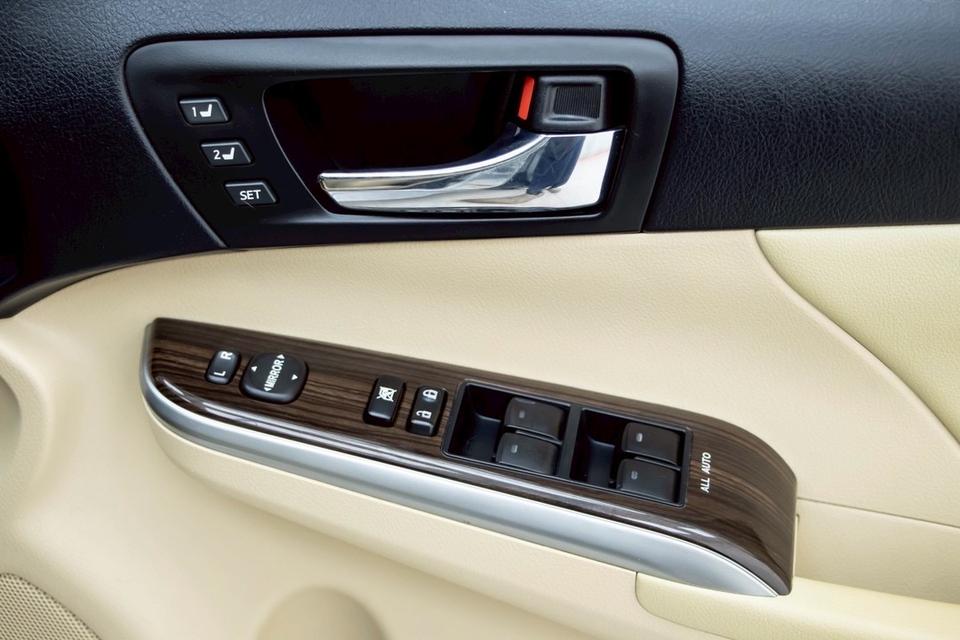 รหัสรถ 2B272 CAMRY 2.5 HV CD 2016 รูปที่ 17