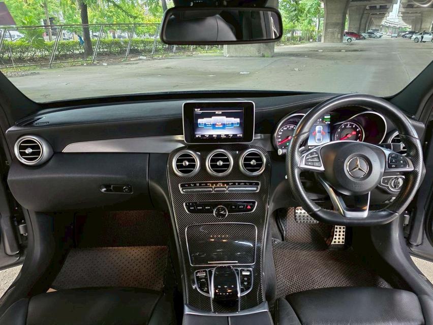 Benz C350e Amg ปี19 10