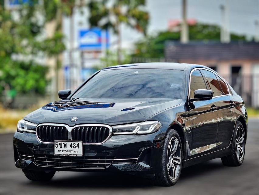 BMW  9