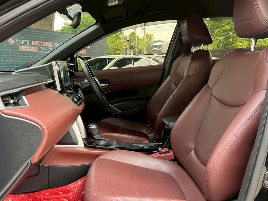 ขาย Toyota Cross 1.8Hybrid ปี22 12
