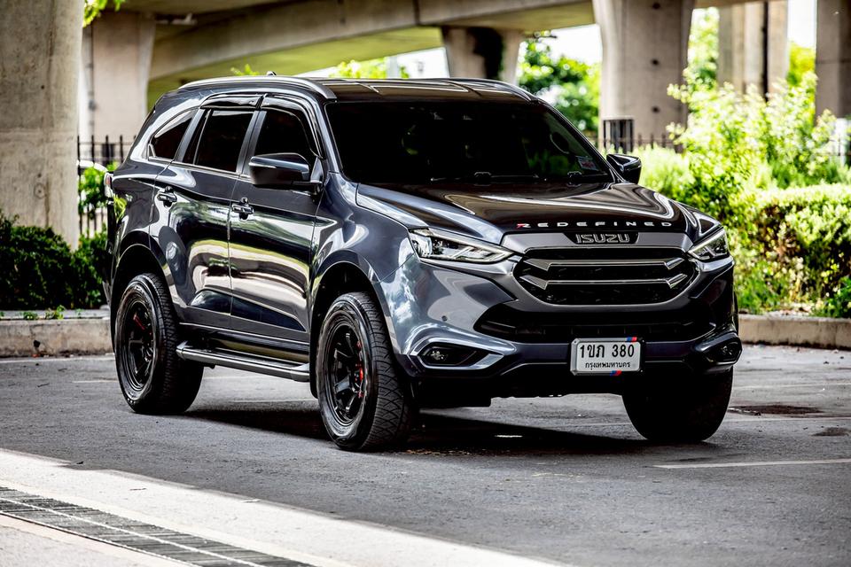 Isuzu Mu-X 3.0 ULTIMATE AT สีเทา ปี 2021 มือเดียวป้ายแดง