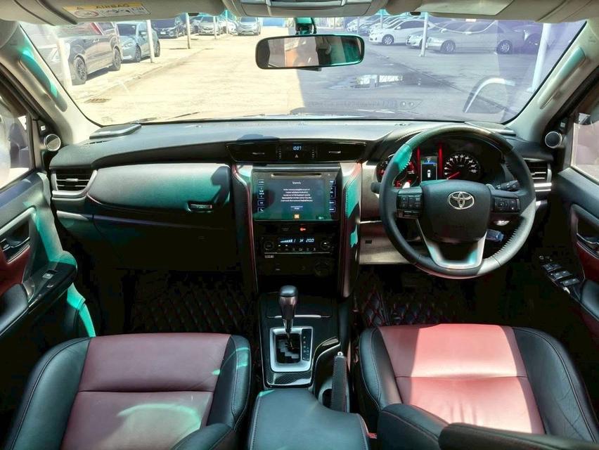 Toyota Fortuner 2.8 TRD SPORTIVO 4WD 2019 รูปที่ 11