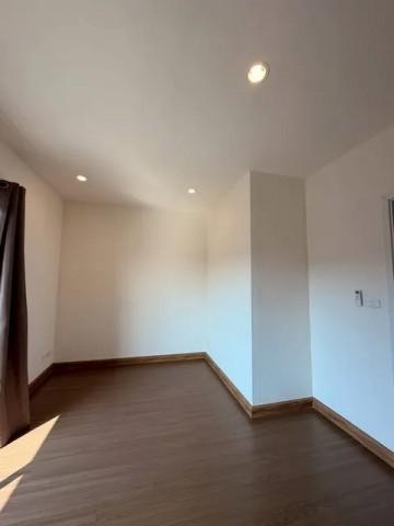 ขายทาวน์เฮ้าส์ 2 ชั้น หมู่บ้าน เนเชอร่า เทรนด์ รัตนาธิเบศร์ – ราชพฤกษ์ บ้านสวย สภาพใหม่ พร้อมเข้าอยู่ได้ทันที 6