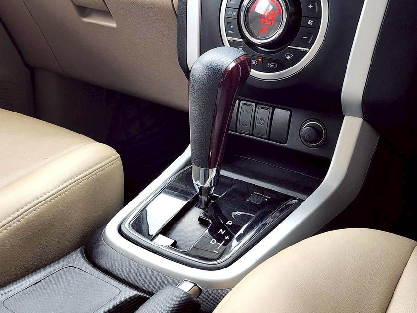 ขาย Isuzu MU-X 1.9DVD ปี18 10