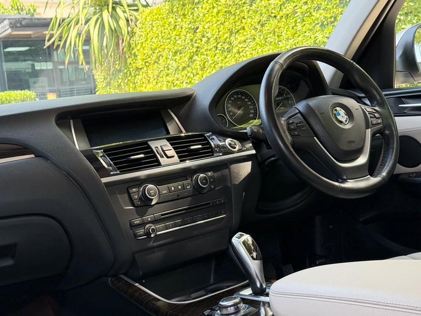 2014 BMW X3 20D XDRIVE รถมือเดียวออกป้ายแดง รถวิ่งน้อย เข้าศูนย์ตามระยะ รถไม่เคยมีอุบัติเหตุครับ 12