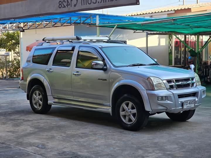 Isuzu Adventure ตัว Top 6