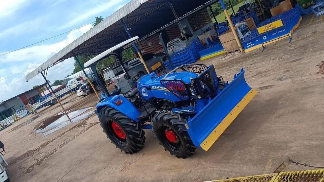 รถไถ NEW HOLLAND มือสอง 3