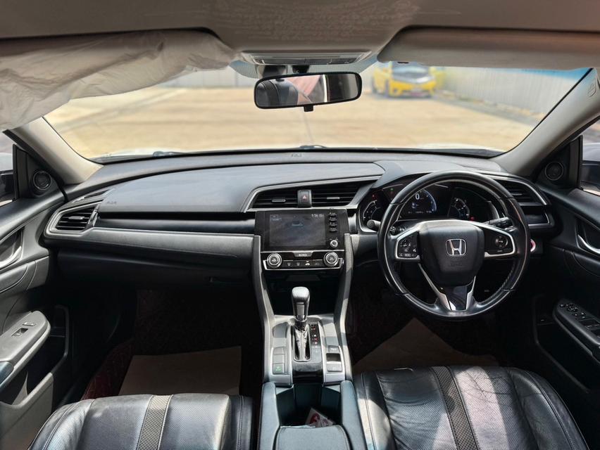 Honda Civic FC 1.8 EL CVT (MNC) 2019 สีขาวออโต้  มือเดียว 14