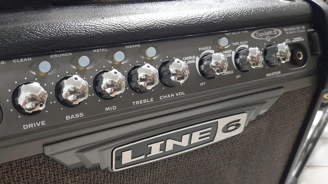 แอมป์กีตาร์ LINE6 III 15 รูปที่ 3