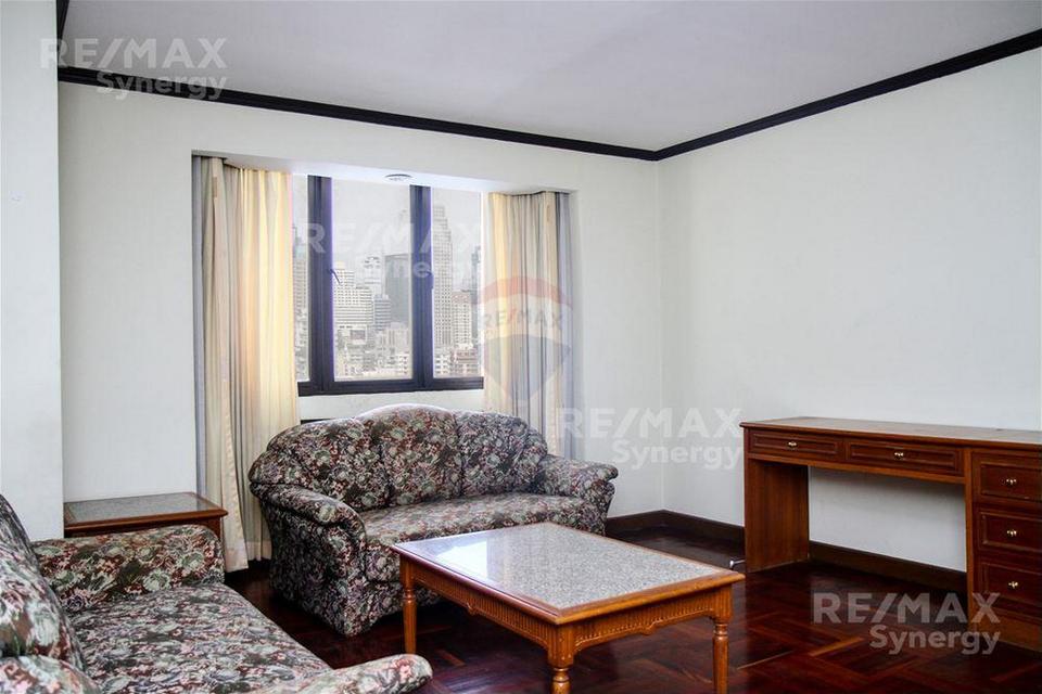 Condo Omni Tower Asoke Nana 2