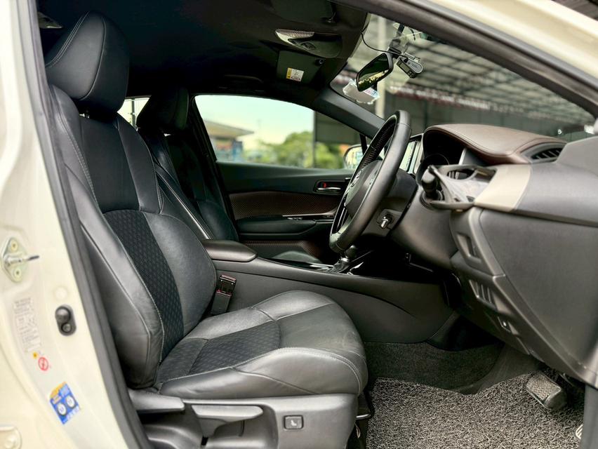 ปี 2018 TOYOTA CHR, 1.8 Mid คู่มือ/บุ๊คเซอร์วิสครบ 9