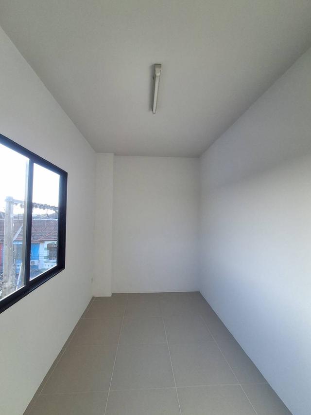 อาคารพาณิชย์ 2 หลังคู่ 6