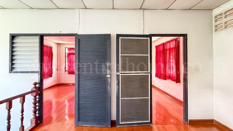 บ้านเดี่ยว 65 ตร.วา ซอยลาดพร้าว 48 ทำเลดี เดินทางสะดวก 12