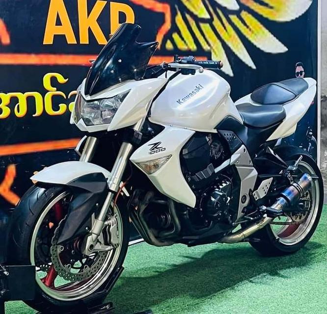 ขายรถ kawasaki z1000 สีขาว 2